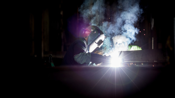 welder image